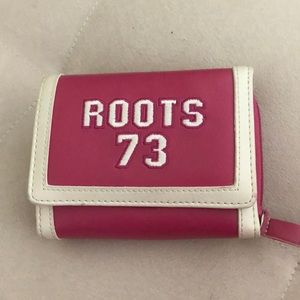 Roots wallet